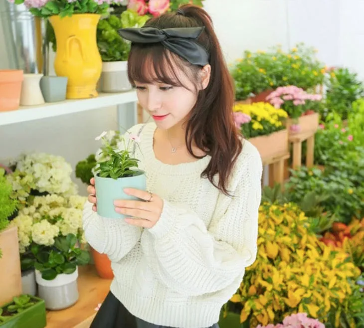 Cable Knit High-waist Loose Short Pullover Sweater