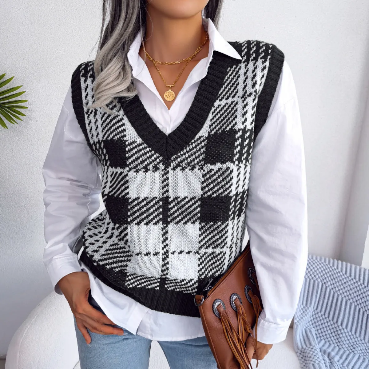 Colorblock Plaid Knit Vest